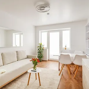 Apartment Design / 2 / / Contactless Check-in